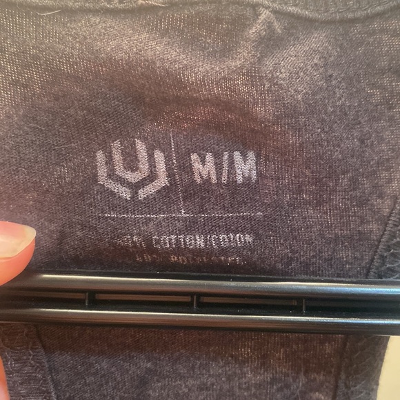 LVD Fitness Tank - Picture 3 of 3